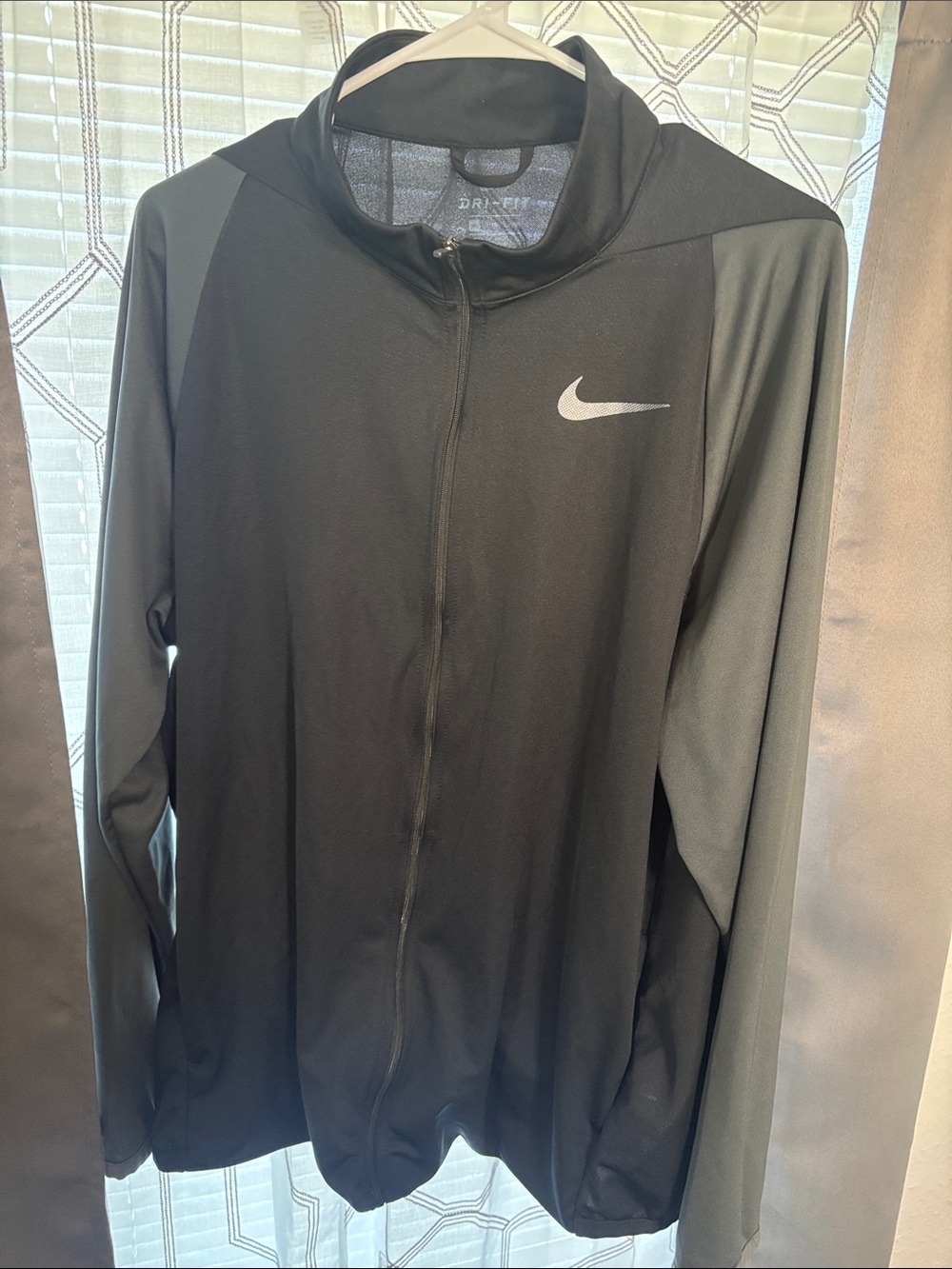 Nike Black and Gray Full-Zip Performance Jacket